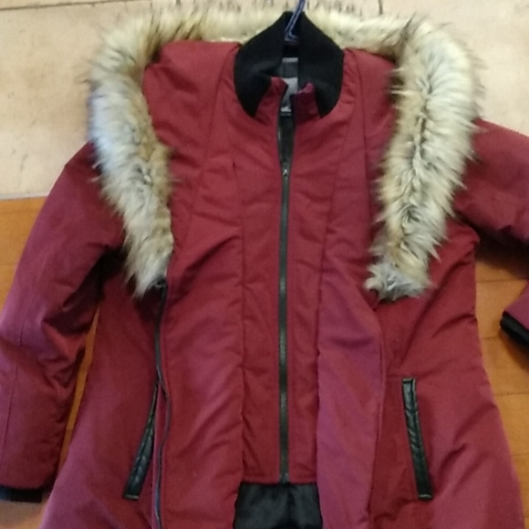 Womens winter jacket worn once - Picture 4 of 4